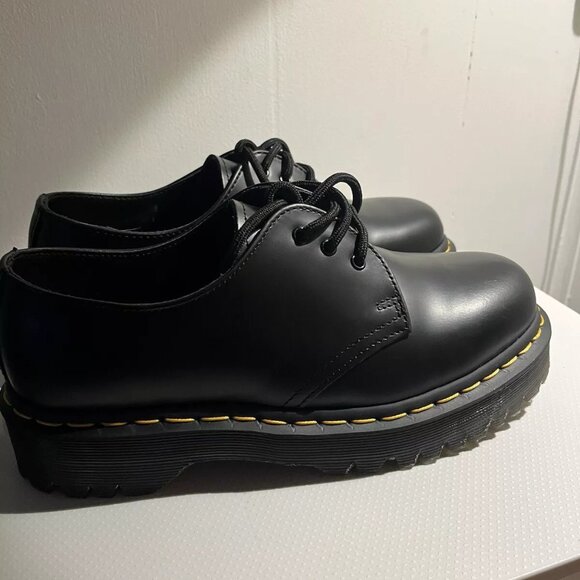 Dr. Martens Black Women's Shoes - Picture 5 of 12